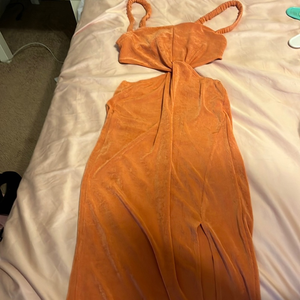MIDI open side and back dress